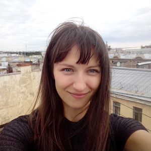 Meet your Posher, Julia